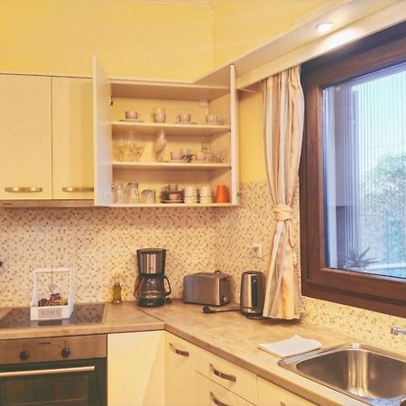 Meraki Apartment Zenempisatika Esterno foto